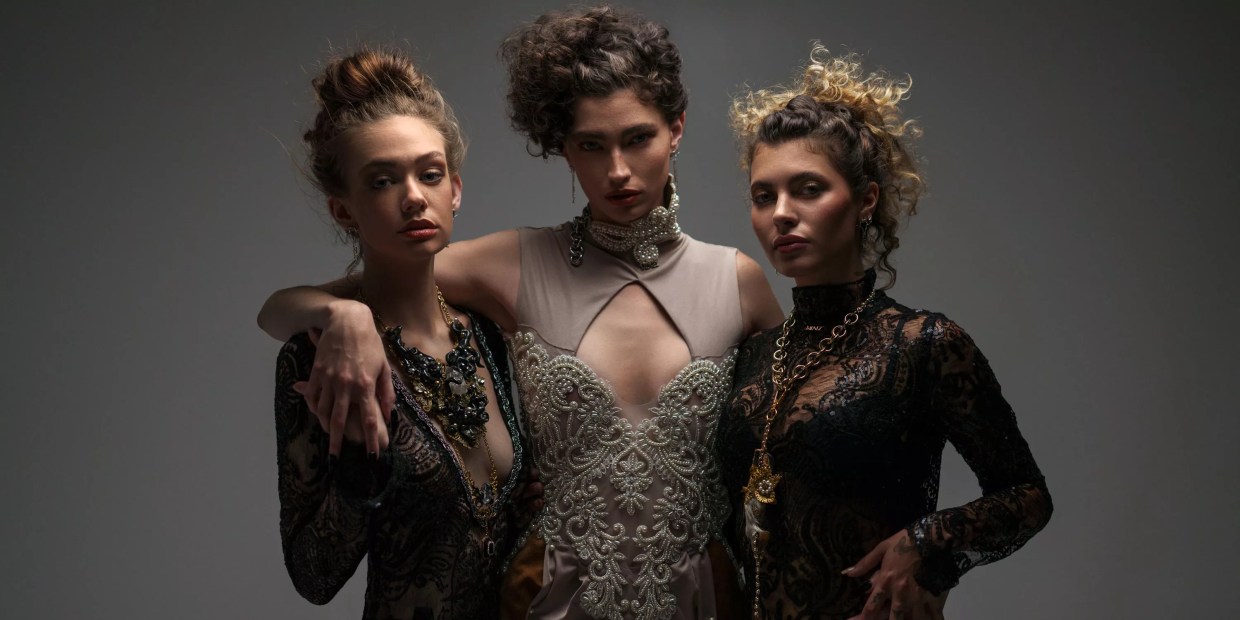 MENEZ Shows How Non-Conformity Can Be Fashionable