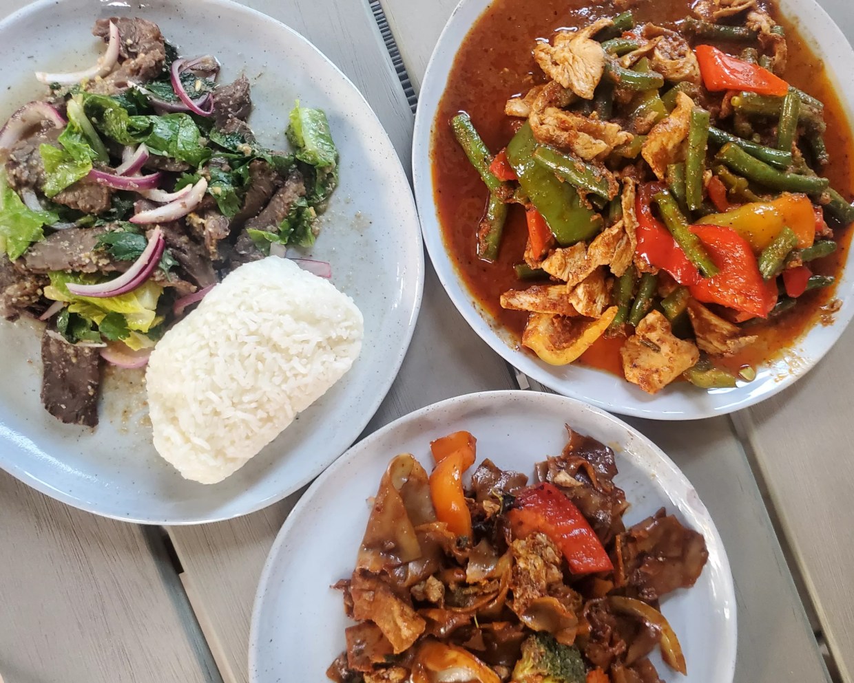 Social Sightings: Two Thai Places to Try and More