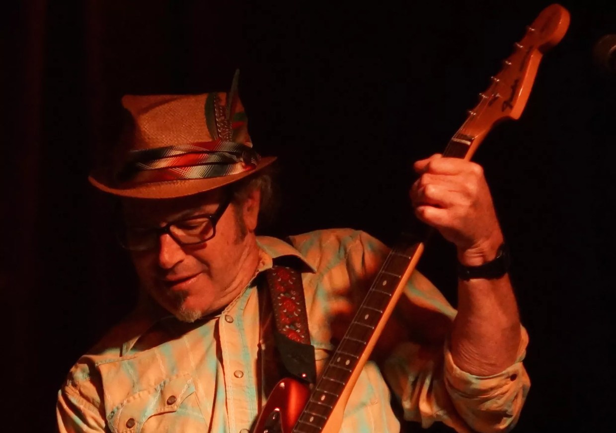 Rob Roper Has an FBI File — and a New Album