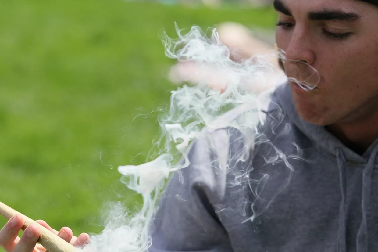 Ask a Stoner: Does Anyone in Denver Care About Smelling Pot Smoke in Public?