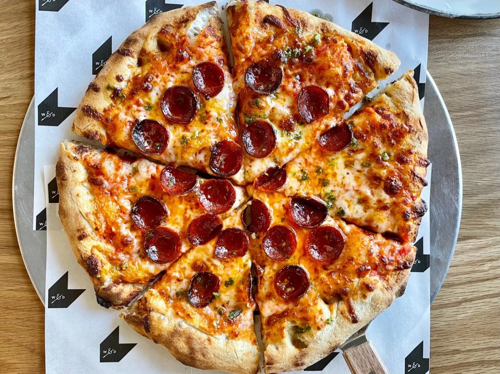 pepperoni pizza