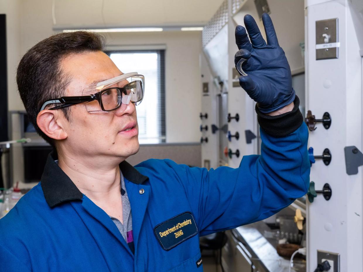 Colorado Chemistry Professor Could Change the Future of Plastics
