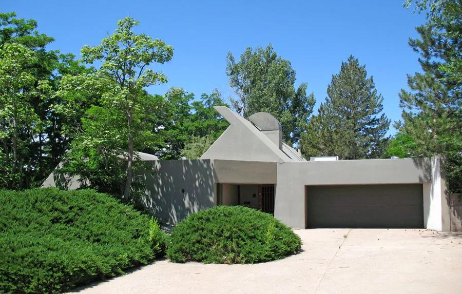 The Fight to Save Architect Richard Crowther’s Amazing Home