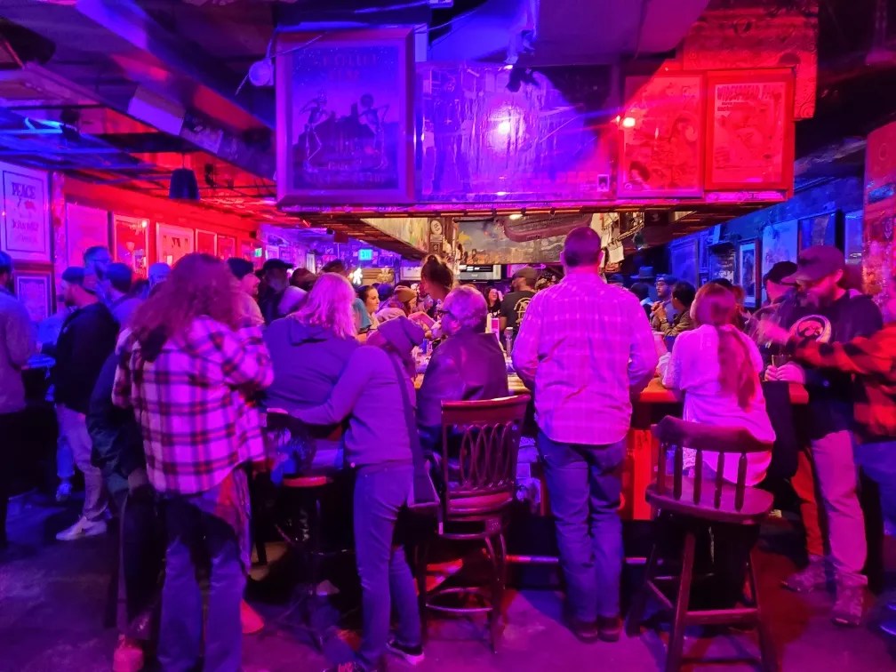 Denver Bar Owner Set for Three-Week Trial for Alleged Sexual Assault, Drugging