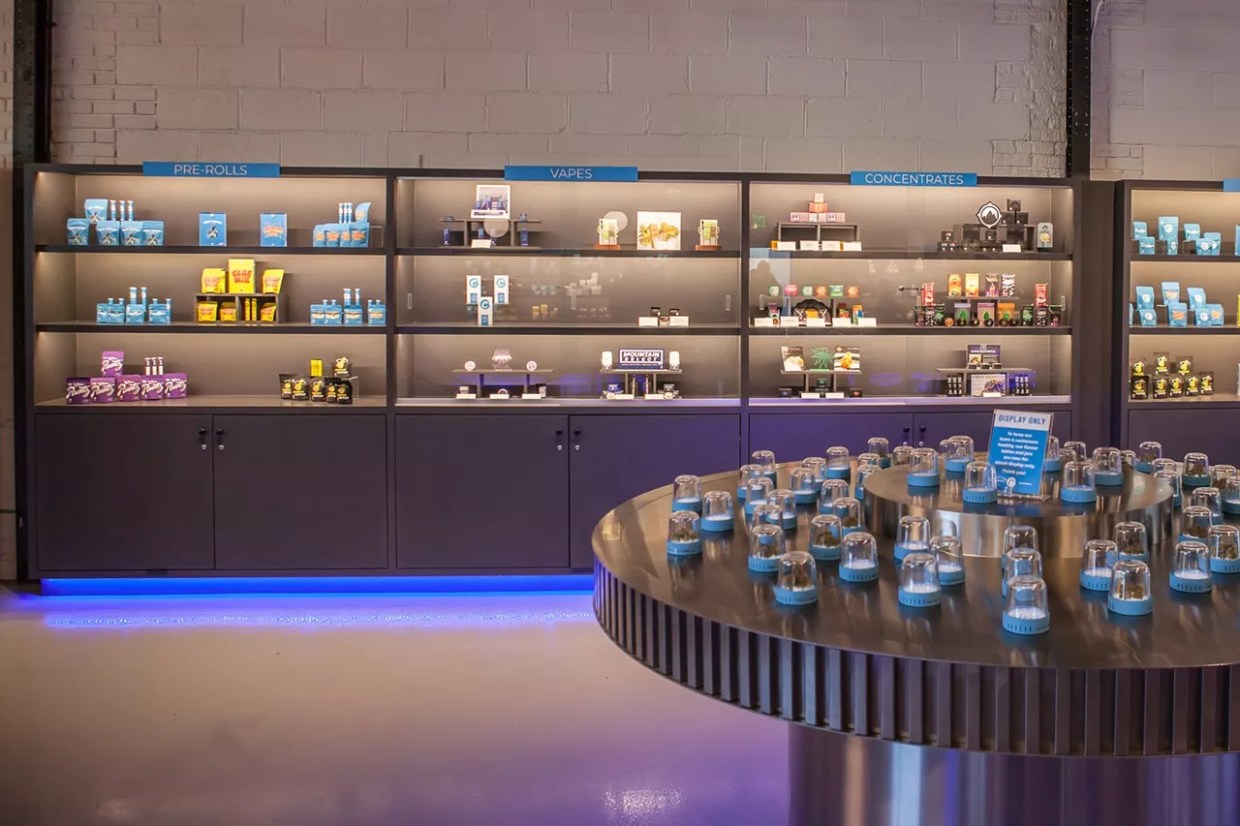 Colorado Marijuana Sales Continue Falling in 2024