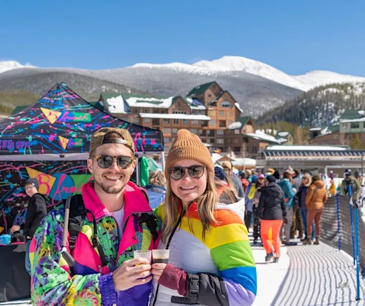 It’s a Date: Great Views and Mountaintop AprÃ©s at Winter Park Resort