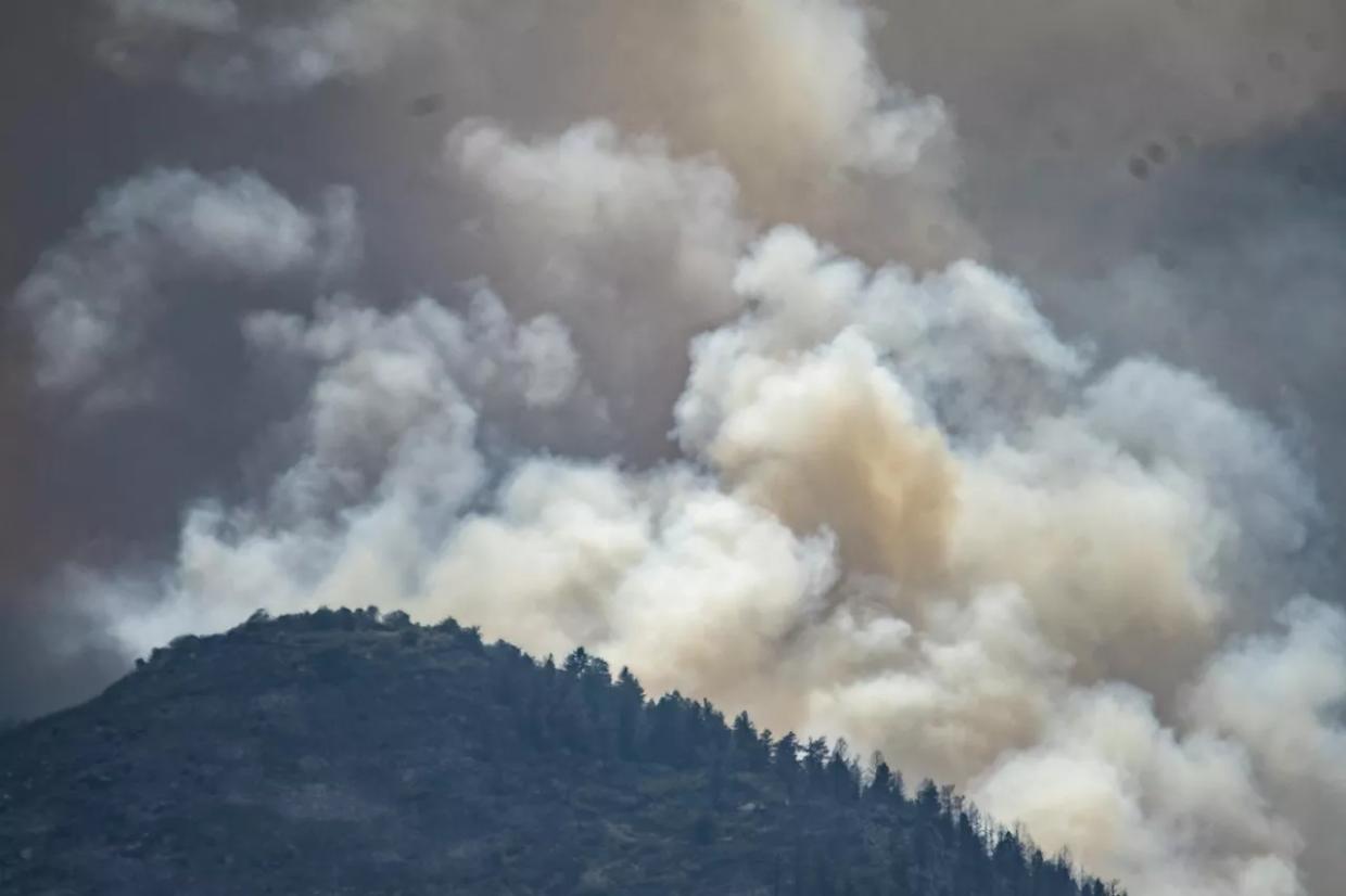 Quarry Fire burns in Deer Creek Canyon