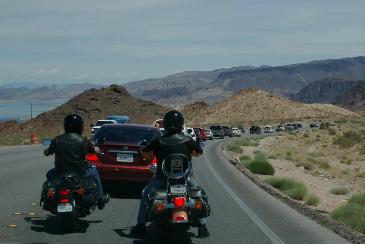 What Is Colorado’s New Motorcycle Lane-Filtering Law?
