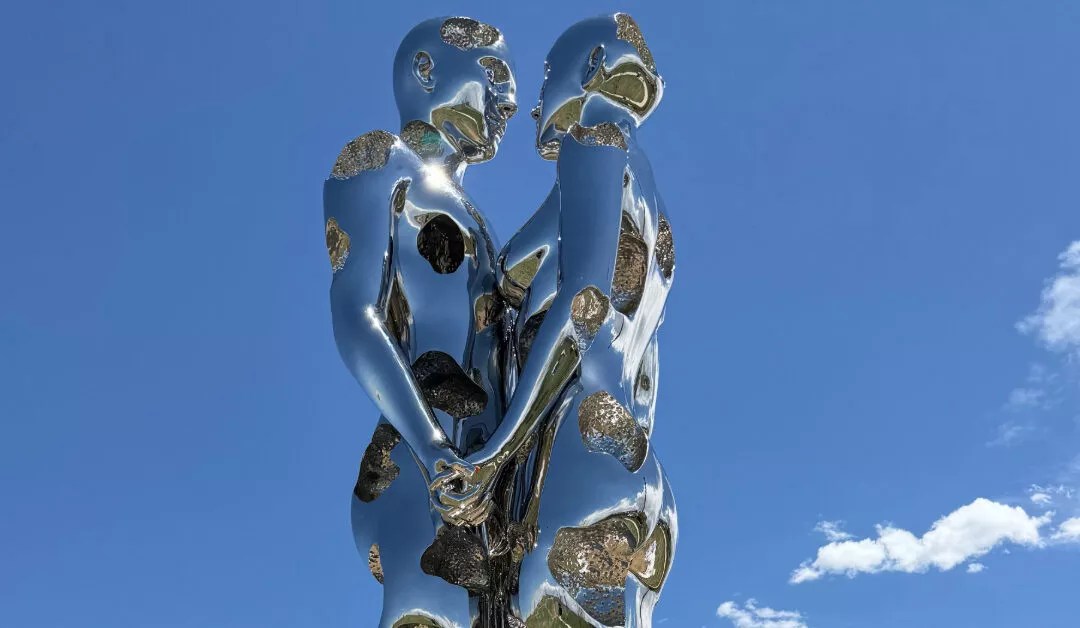 Ginger White Brunetti Gets Straight to the Art in Aurora