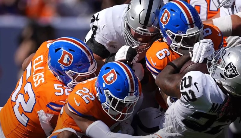 bronco raiders play