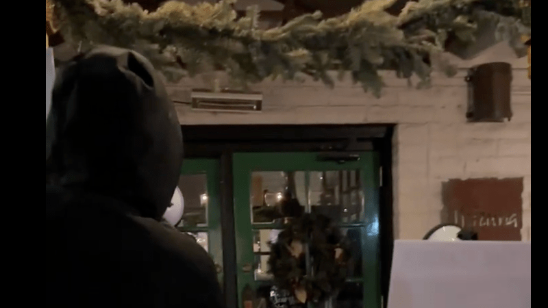 protesters outside Mizuna