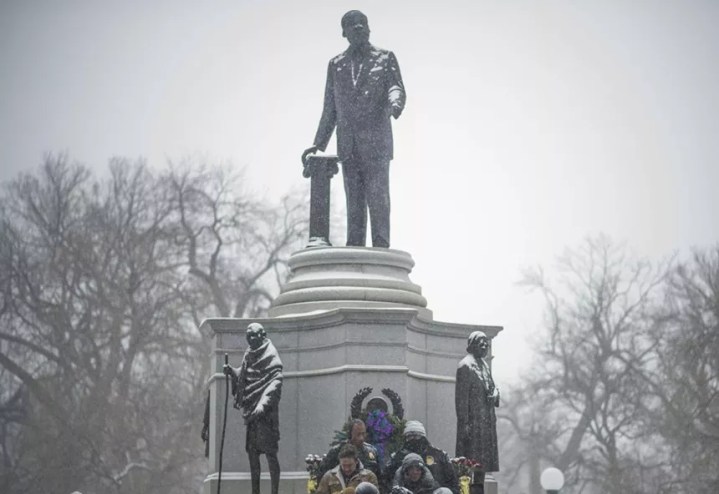 scculpture of MLK in the snow.