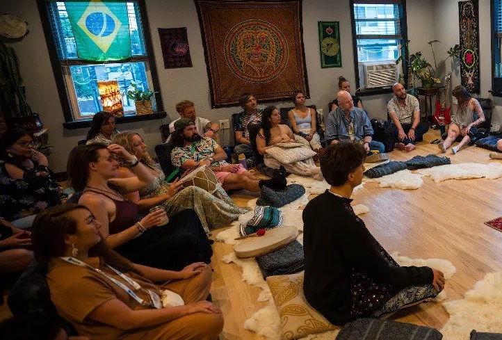 Denver Speed Dating Event Has Singles Microdose Magic Mushrooms First