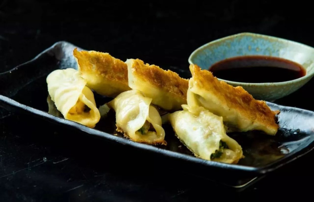 Magic Noodle House Bringing Hand-Pulled Noodles to Uptown This Fall