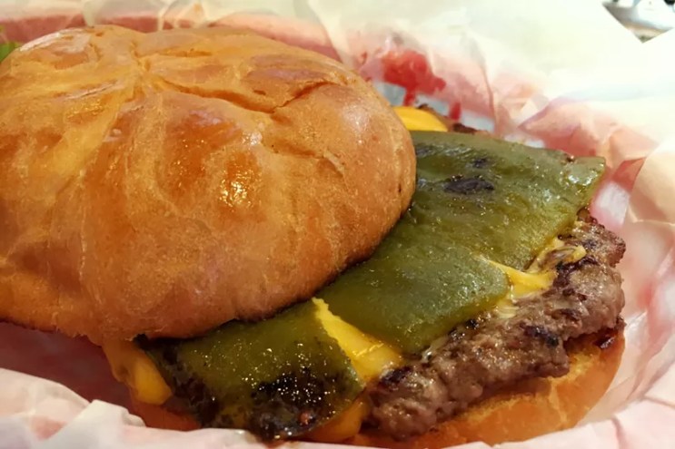 hamburger with chile