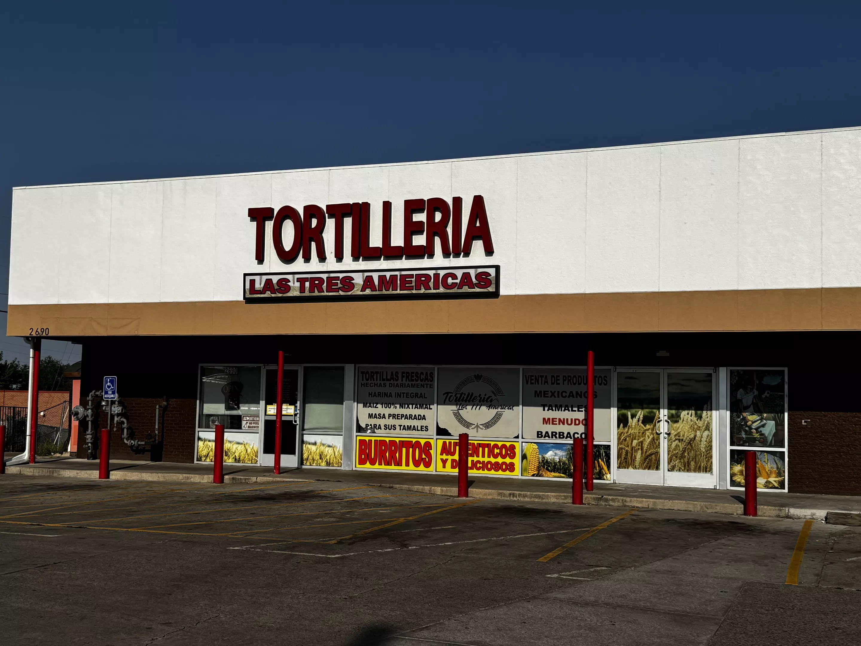 Tortilleria Las Tres Americas Federal Blvd storefront.