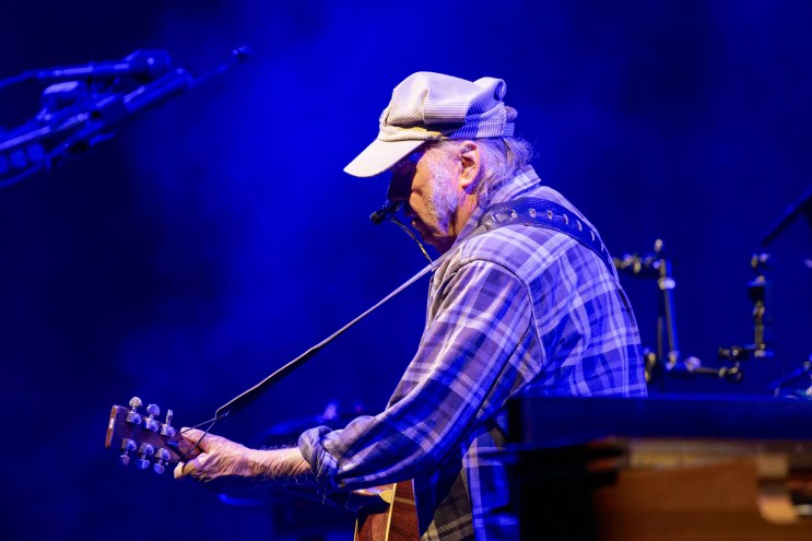 Neil Young & the Chrome Hearts performing at Fiddler's Green